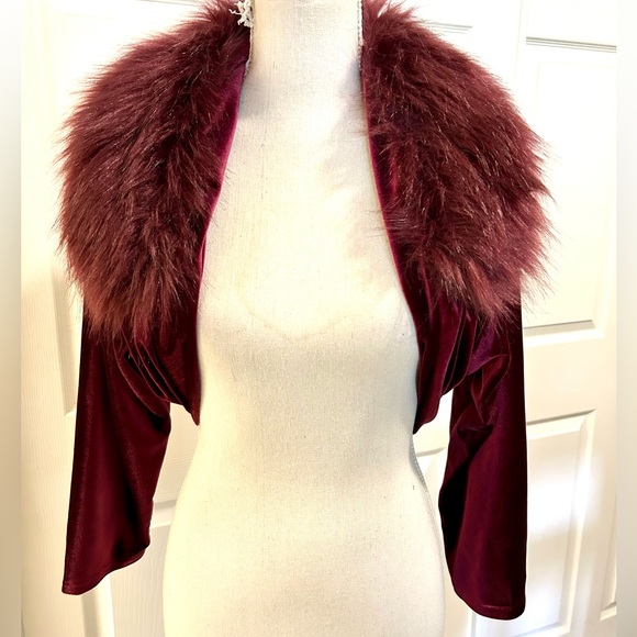 TAHARI Womens Burgundy Faux Fur Solid Long Sleeve Open
Cardigan Sweater Size XL - Picture 1 of 15